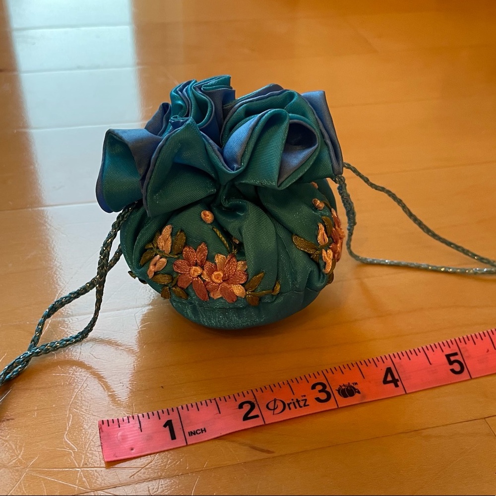 Embroidered Drawstring Pouch Purse; Mini Bag - Picture 3 of 3